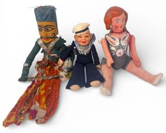 44 VintageHollandAmericaLineSailorDollwTwoAntiqueFolkDolls