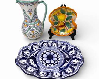 81 DecorativeCeramicPitcherOvalPlatterScallopedFruitDishTrio