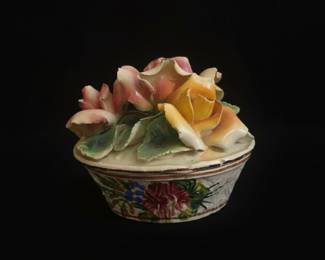 Capodimonte Porcelain Hinged Box with Rose Motif
