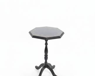 Vintage Octagonal Side Table with Decorative Inlay and Lamp