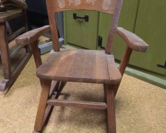 Child's Rocking Chair Vtg