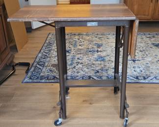 Hi-Lo Metal Typewriter Stand