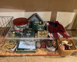 Christmas Ornaments and Decorations