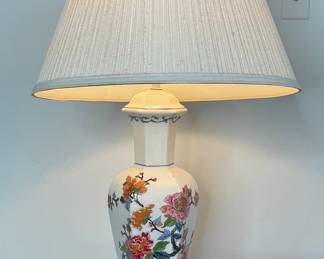 Vintage Chinoiserie Porcelain Table Lamp with Floral and Bird Motif