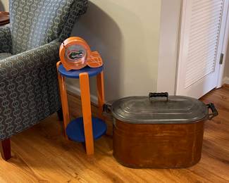 Gator items and an antique boiler/wash tub