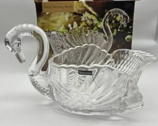 Schaning Crystal By Gold Dinger Swan Serving Bowl