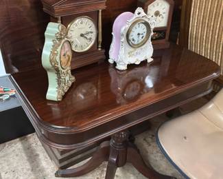 Lot #109: Mahogany Duncan Phyfe Style 3 Way Game Table