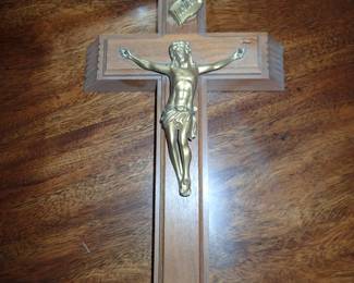CROSS  W/HOLY WATER HOLDER