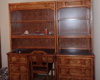 DESK WITH TOP STORAGE