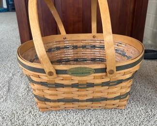 BASKET W/HANDLES