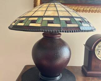 STAINED GLASS POTTERY BASE
