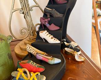 Just the right shoes, 12 pieces