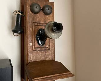 Antique Wall  Crank Phone
