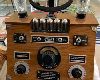 Spirit of St. Louis Wireless Valve Radio Cassette Player