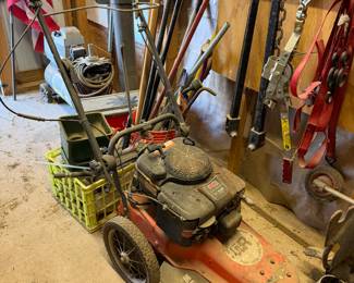 TORO LAWNMOWER
