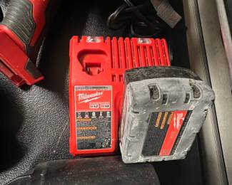 Milwaukee  M or M MultiVoltage LithiumIon Battery Charger and Milwaukee M Battery