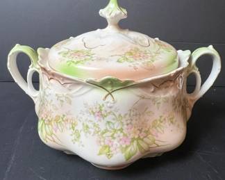 MQ Austria Porcelain Covered Tureen with Floral Motif