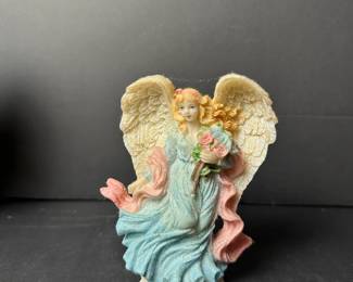 Shiah Yih Ceramic Resin Angel Figurine with Flowers