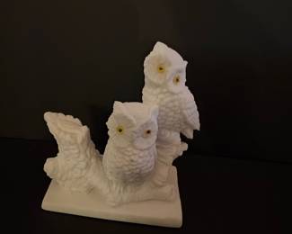 Pair of White Alabaster Owls Figurine