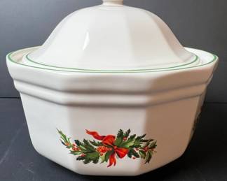 POOLE POTTERY Christmas Casserole Dish
