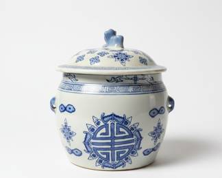 Blue and White Porcelain Ginger Jar with Double Happiness Symbol