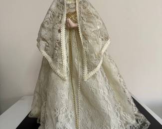 Doll 15: Porcelain Figurine of the Virgin Mary with Lace Veil and Halo