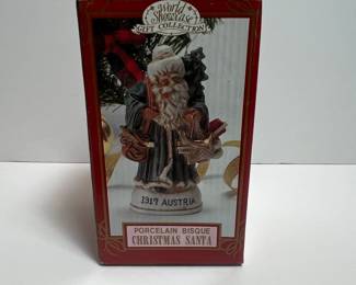 World Showcase Gift Collection 1917 Austria Porcelain Bisque Christmas Santa Figurine