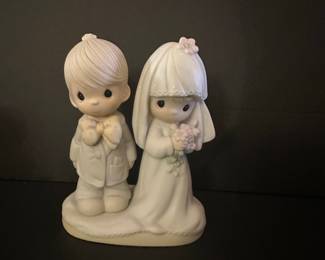Precious Moments "The Lord Bless You and Keep You" Wedding Couple Figurine