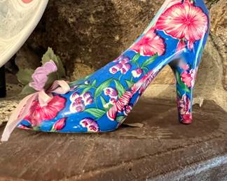 Aldo Floral Blue Satin Classic Pumps Stiletto Heels Figurine