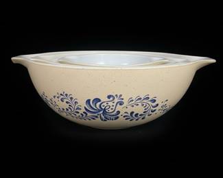 Pyrex "Homestead" Cinderella Mixing Bowl Set
