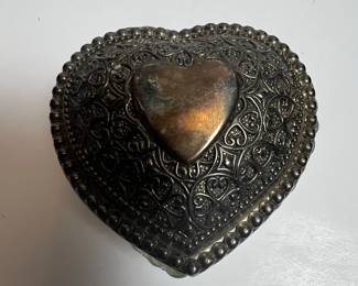 Vintage Heart-Shaped Trinket Box with Fluted Glass Base and Ornate Silver-Plated Lid