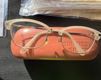 Sunnies Specs Blue Light Blocking Glasses with Case