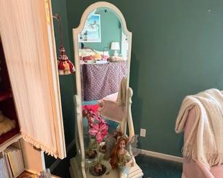 Standing mirror with swivel back and forth 60" H 20" width