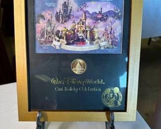 2005 Disney Cast Member 