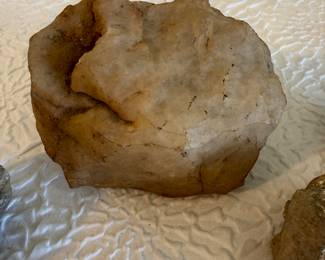 Lot #49 Vintage Shell & Stone Jewelry with Natural Mineral Specimens – Estate Collection