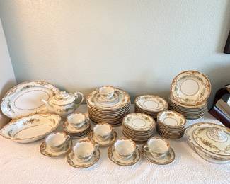 Lot #360 Vintage Fine Japanese China Dinner & Tea Service – Floral & Gold Trim – Large Estate Set