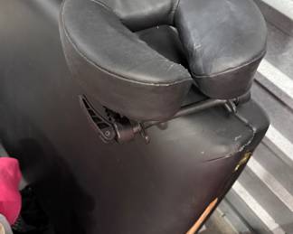 Massage table