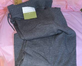 Size Small Liz Joggers $5.00