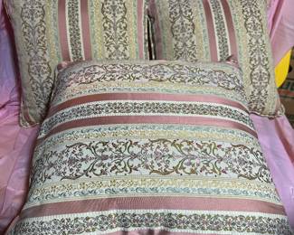 3 Throw Pillows $12.00