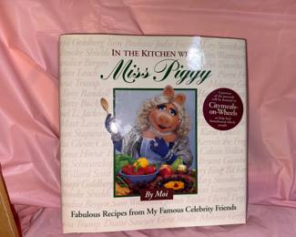 Miss Piggy Cookbook $3.00