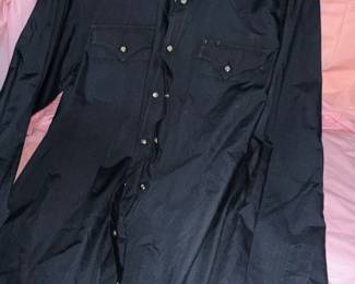 Sheplers Men's Shirt $15.00