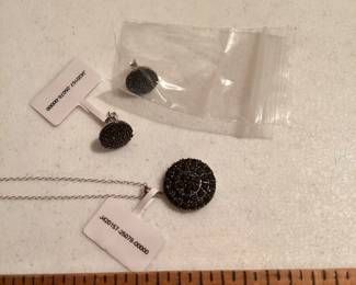 Sterling Silver Spinel Round Pendant Necklace with earrings $45.00