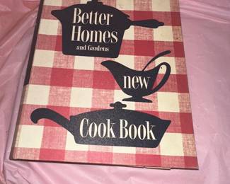 Better Homes New Cook Book $5.00