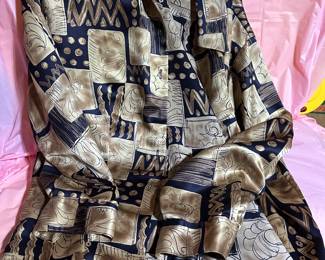 E.K. Designs 2 X Shirt $8.00