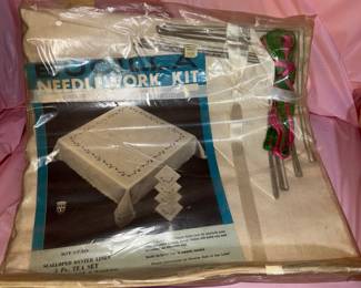 Bucilla Needlework Kit Tablecloth and Napkins $8.00