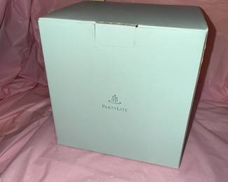 Partylite Ghostly Tealight House $12.00