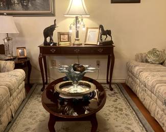 Nice Sofa Table and Coffee Table