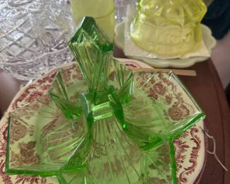 Uranium glass divided dish