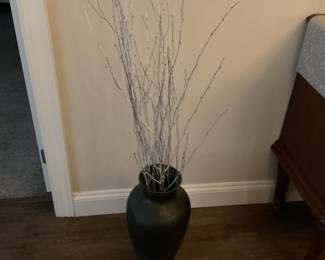 Pottery with dried branches 