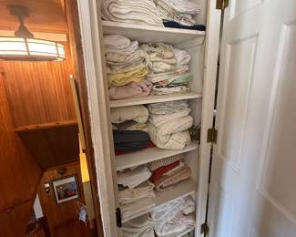 LOTS of LINEN
